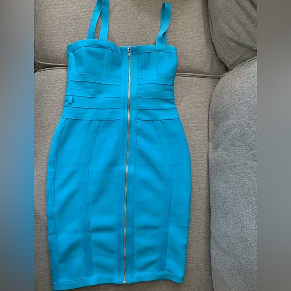 Blue Bandage Dress, Bella Barnett - Picture 5 of 6